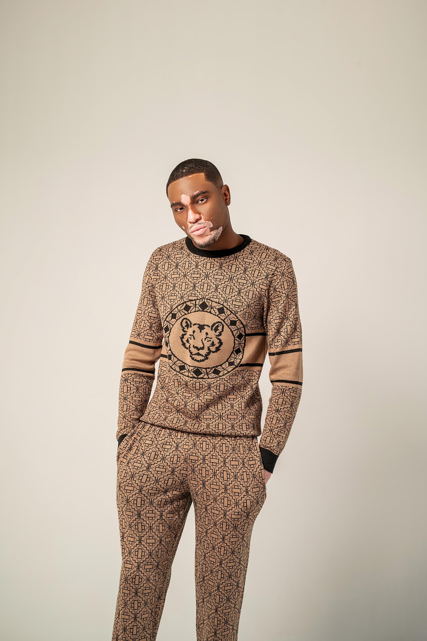 Men’s Beige Knit Set
